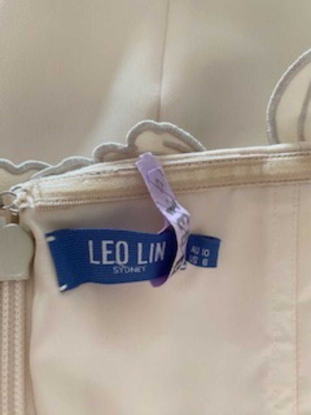 LEO LIN RAYNA - Picture 2 of 9